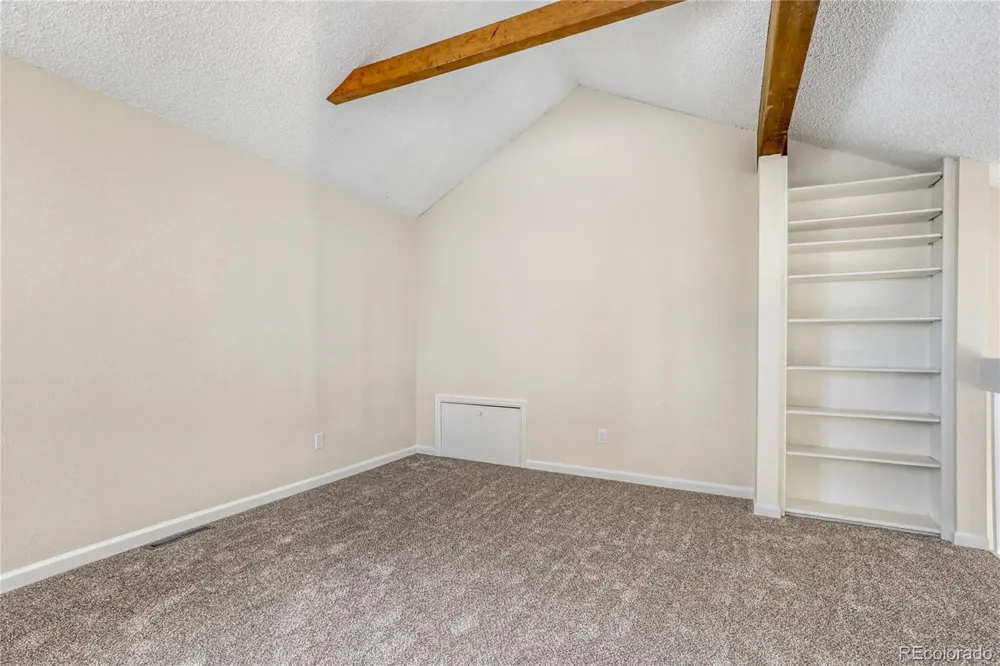 204 S Eagle Circle Aurora, CO 80012