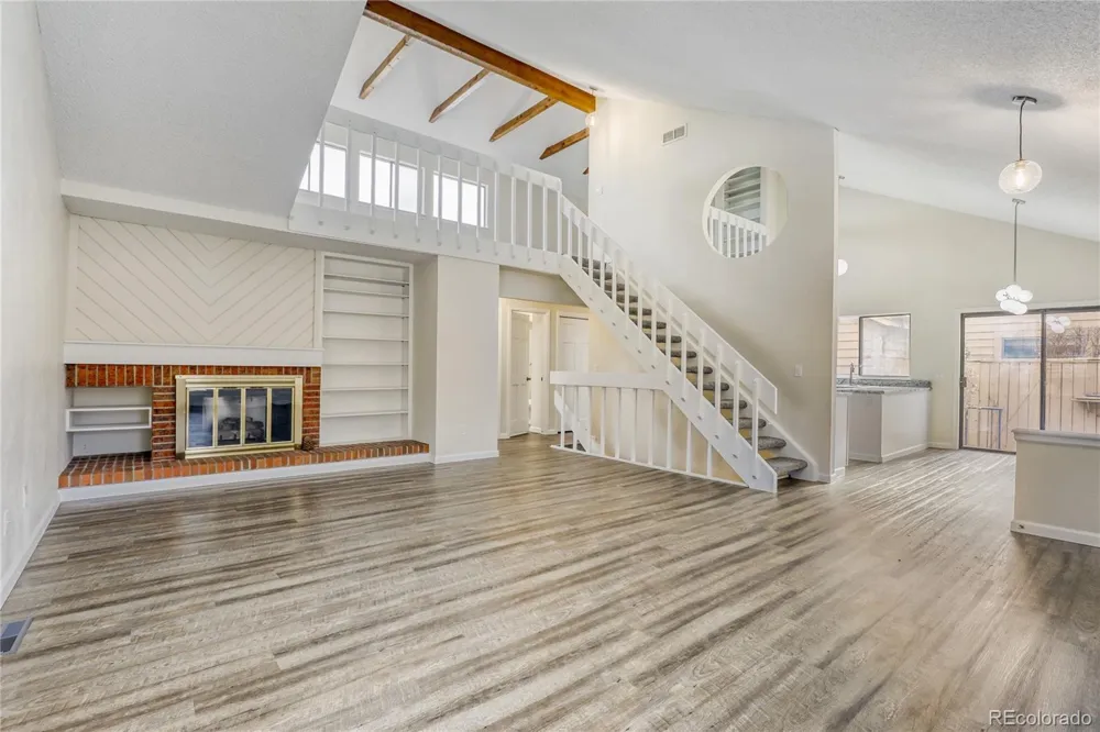204 S Eagle Circle Aurora, CO 80012