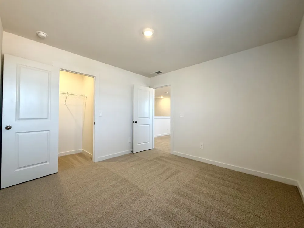 2372 Woodmeadow Dr Clarksville, TN 37043