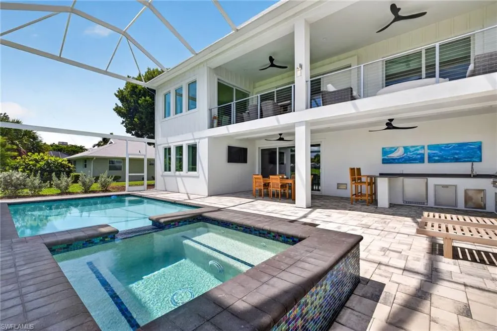1272 Par View Drive Sanibel, FL 33957