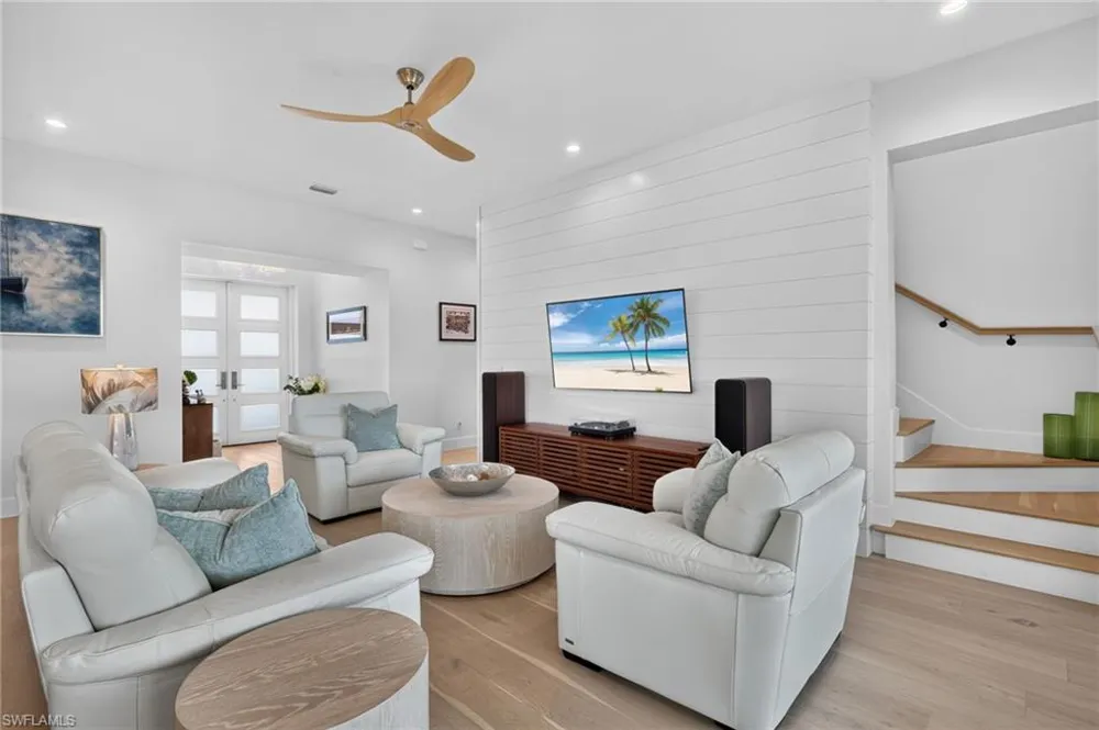 1272 Par View Drive Sanibel, FL 33957