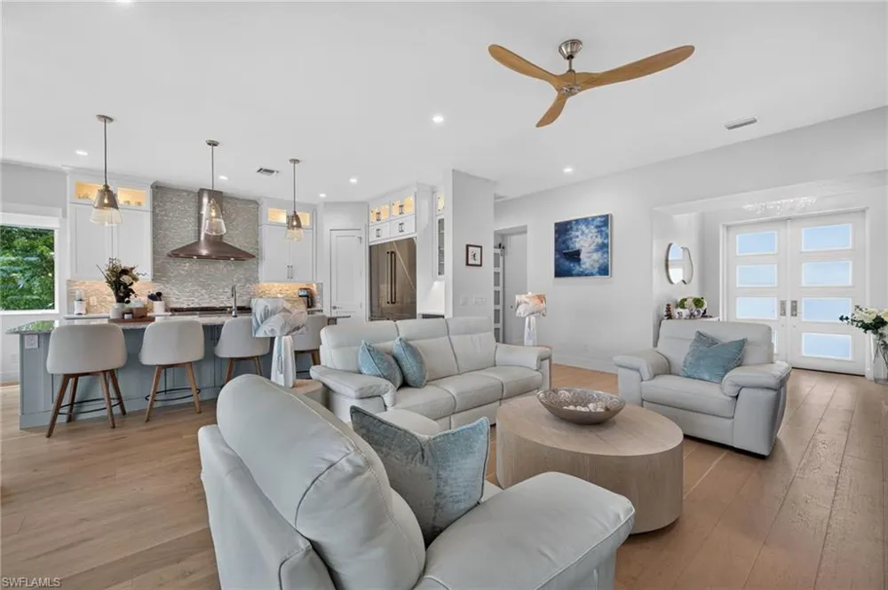 1272 Par View Drive Sanibel, FL 33957