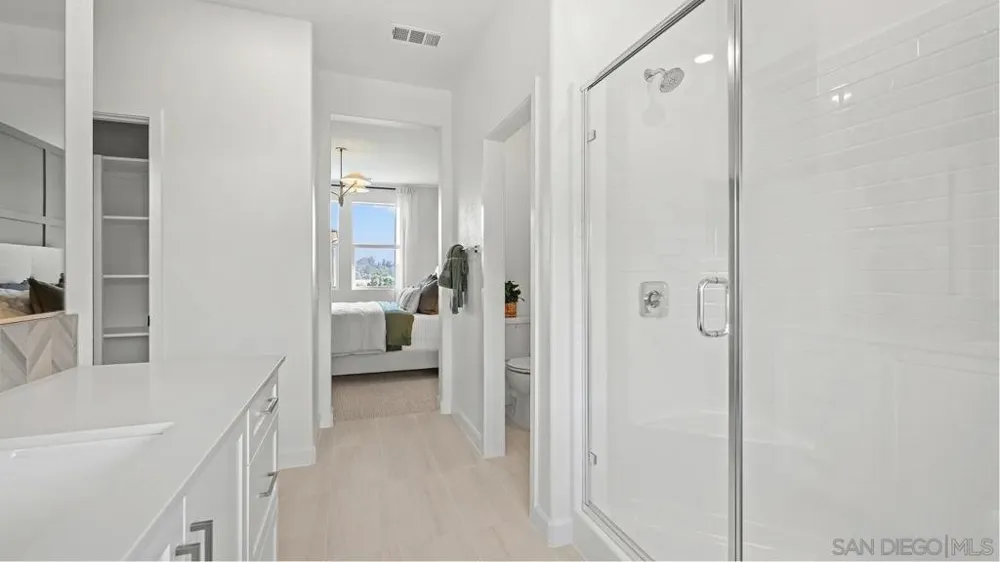256 Larkspur Oceanside, CA 92057