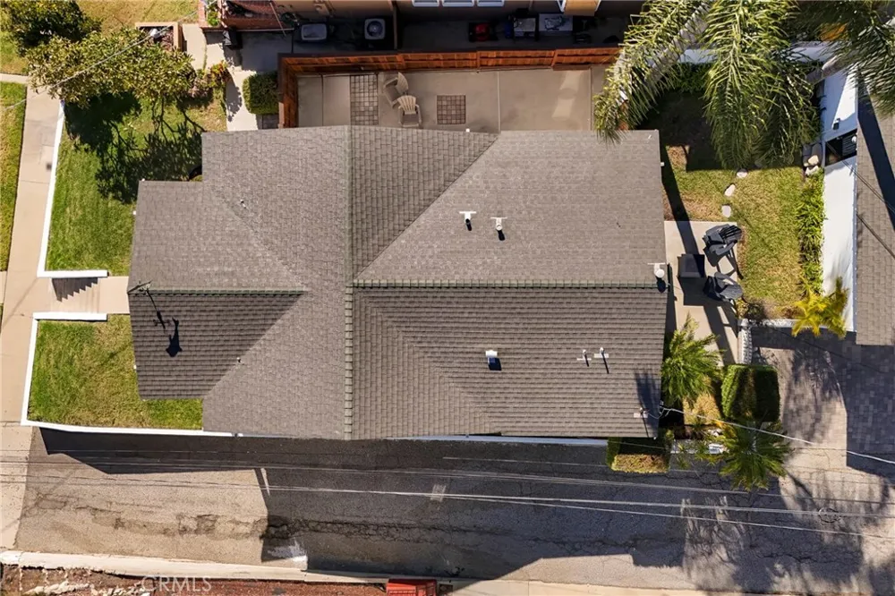 1376 W 10th Los Angeles, CA 90732