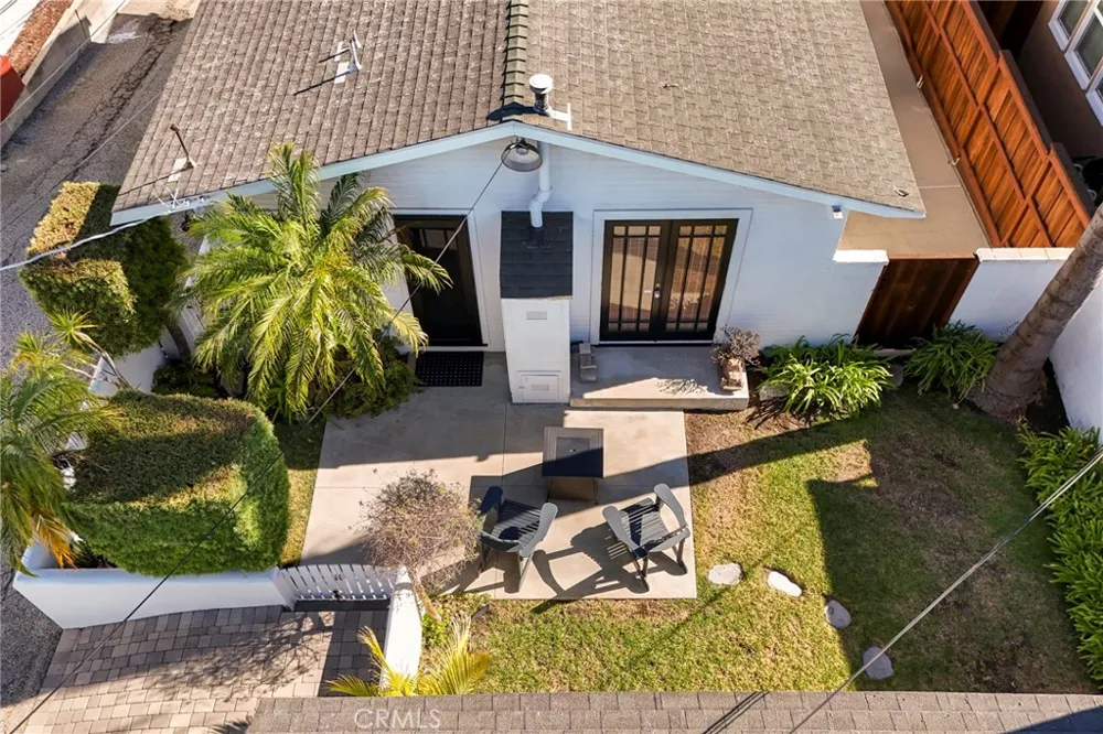 1376 W 10th Los Angeles, CA 90732