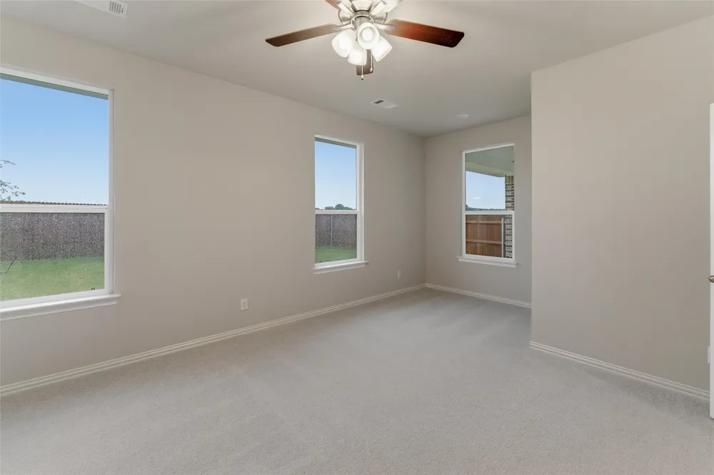 1329 Frio Drive Springtown, TX 76082
