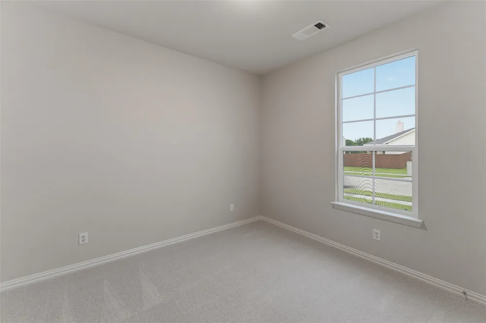 1329 Frio Drive Springtown, TX 76082