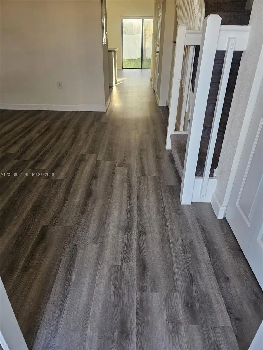 10948 W 32nd Ln Hialeah, FL 33018