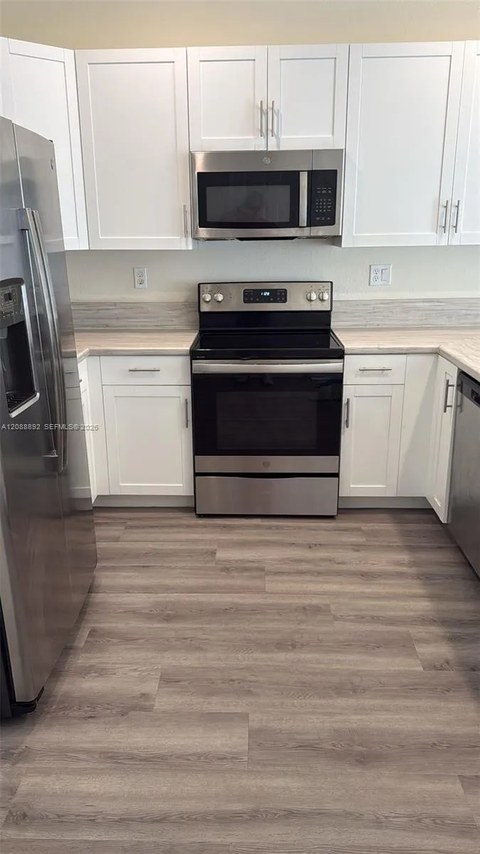 10948 W 32nd Ln Hialeah, FL 33018