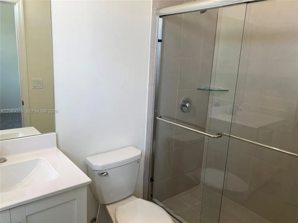 10948 W 32nd Ln Hialeah, FL 33018
