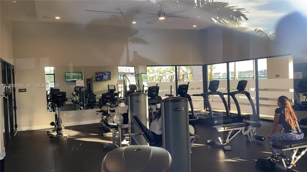 10948 W 32nd Ln Hialeah, FL 33018