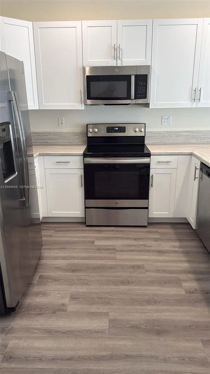 10948 W 32nd Ln Hialeah, FL 33018