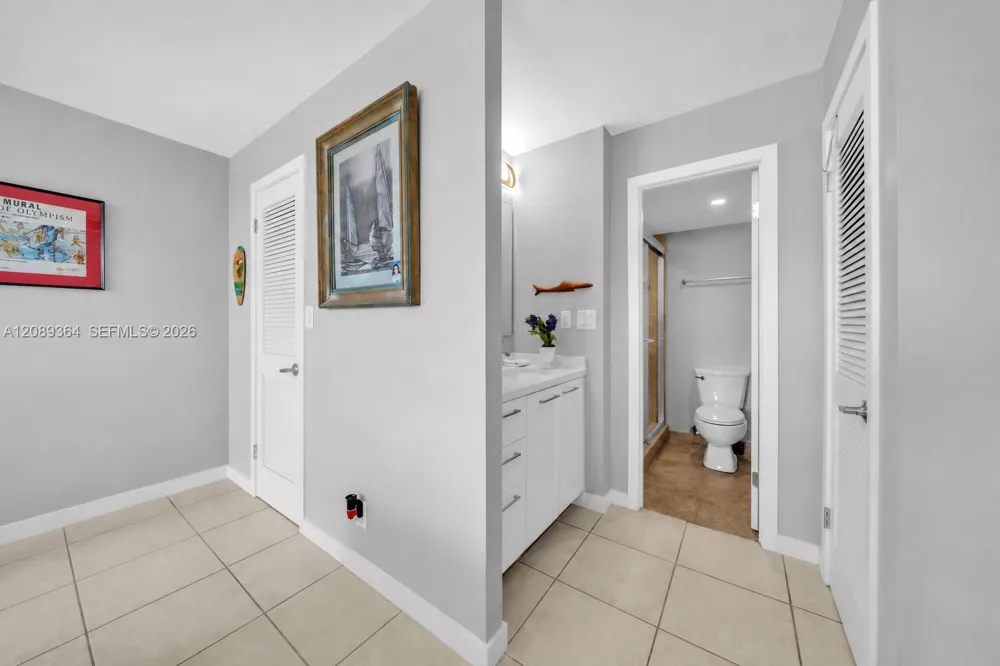 3161 S Ocean Dr #1106 Hallandale Beach, FL 33009