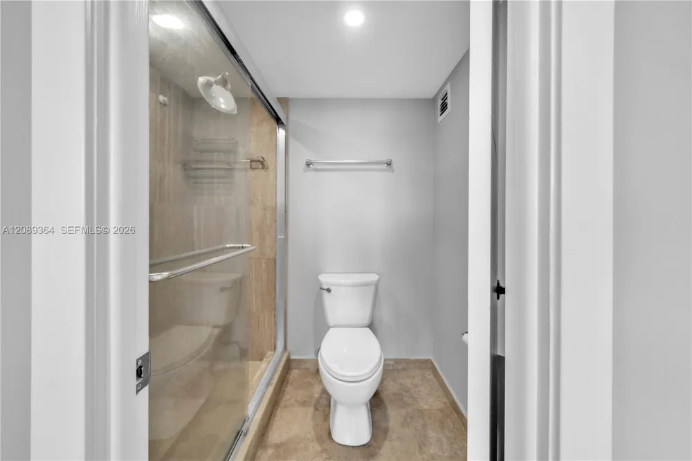 3161 S Ocean Dr #1106 Hallandale Beach, FL 33009