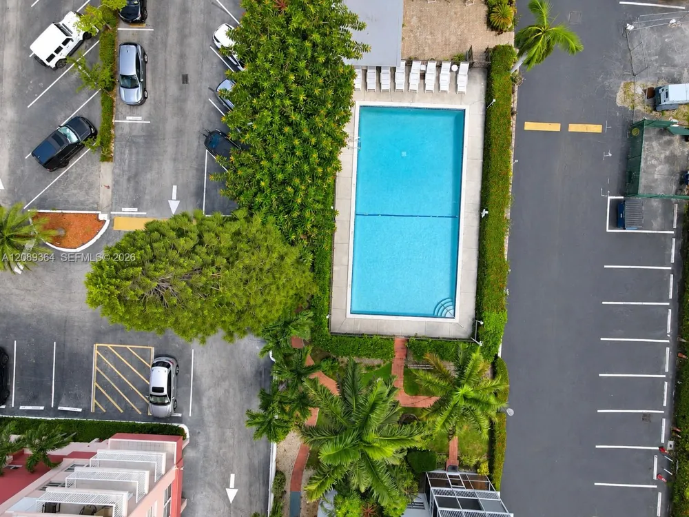 3161 S Ocean Dr #1106 Hallandale Beach, FL 33009