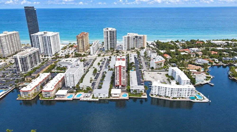 3161 S Ocean Dr #1106 Hallandale Beach, FL 33009