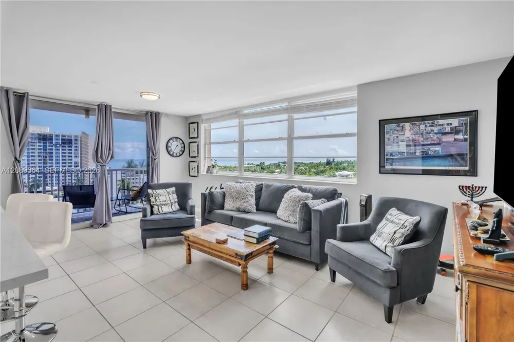 3161 S Ocean Dr #1106 Hallandale Beach, FL 33009