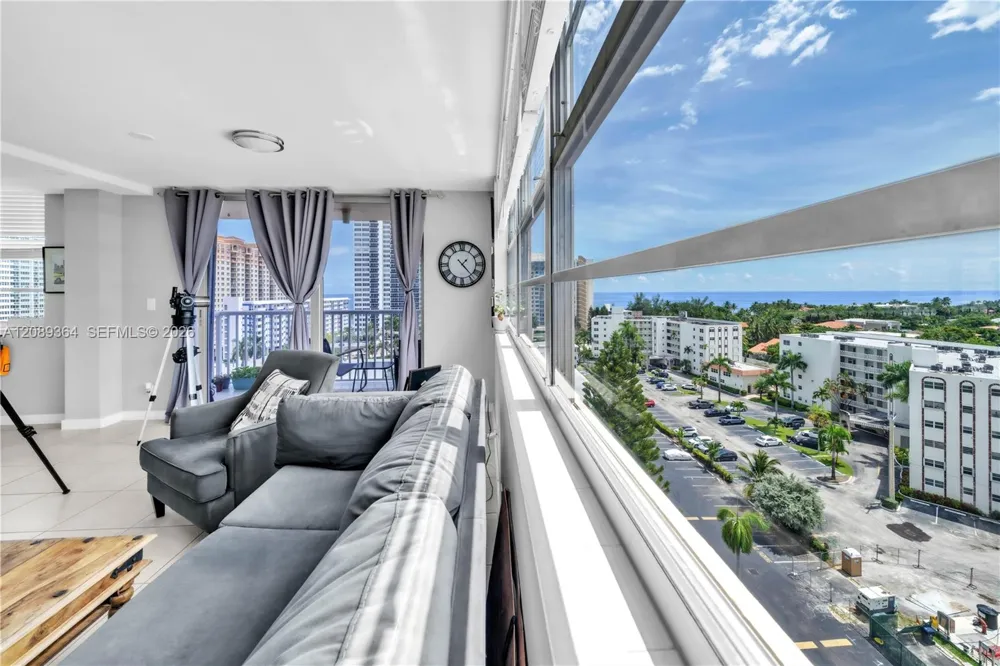 3161 S Ocean Dr #1106 Hallandale Beach, FL 33009
