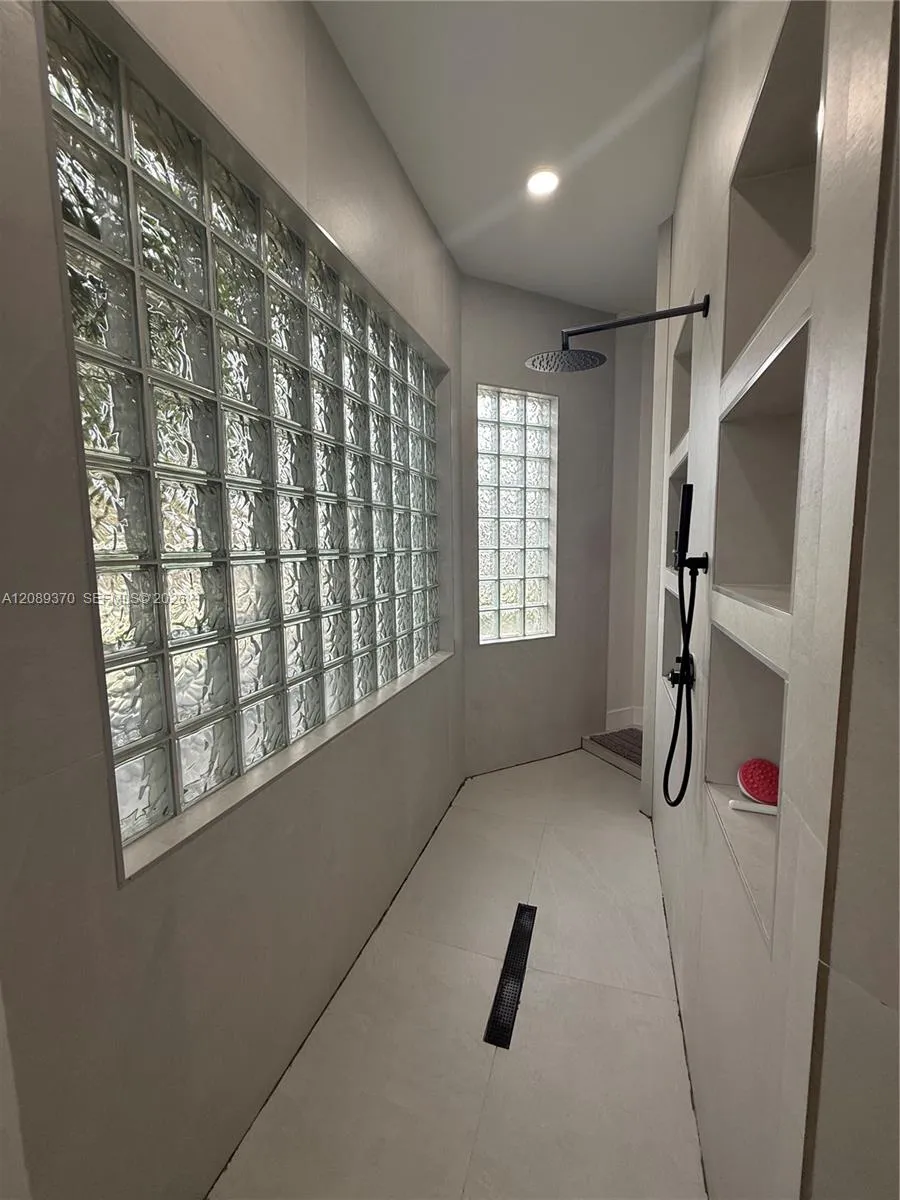 14883 SW 38th St Davie, FL 33331
