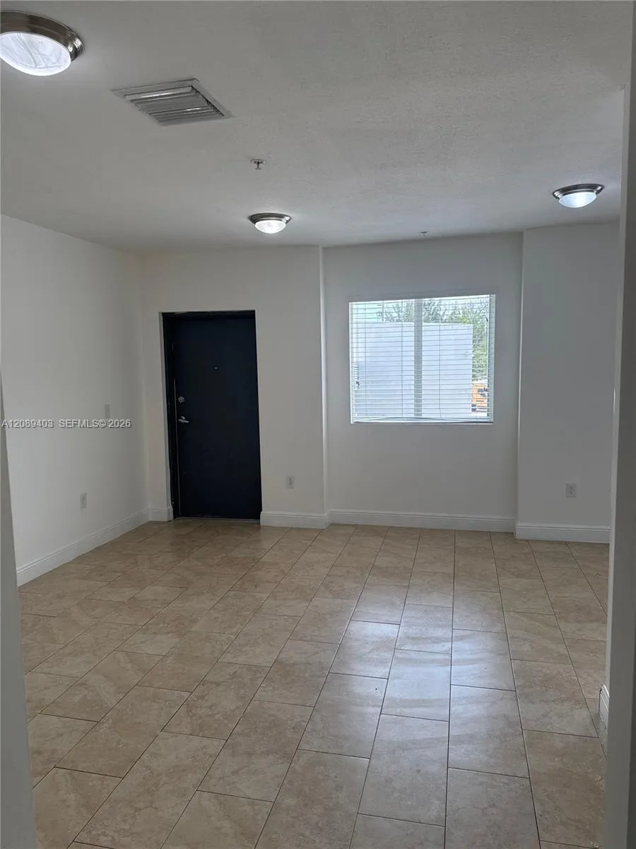8250 W 21st Ln #C211 Hialeah, FL 33016