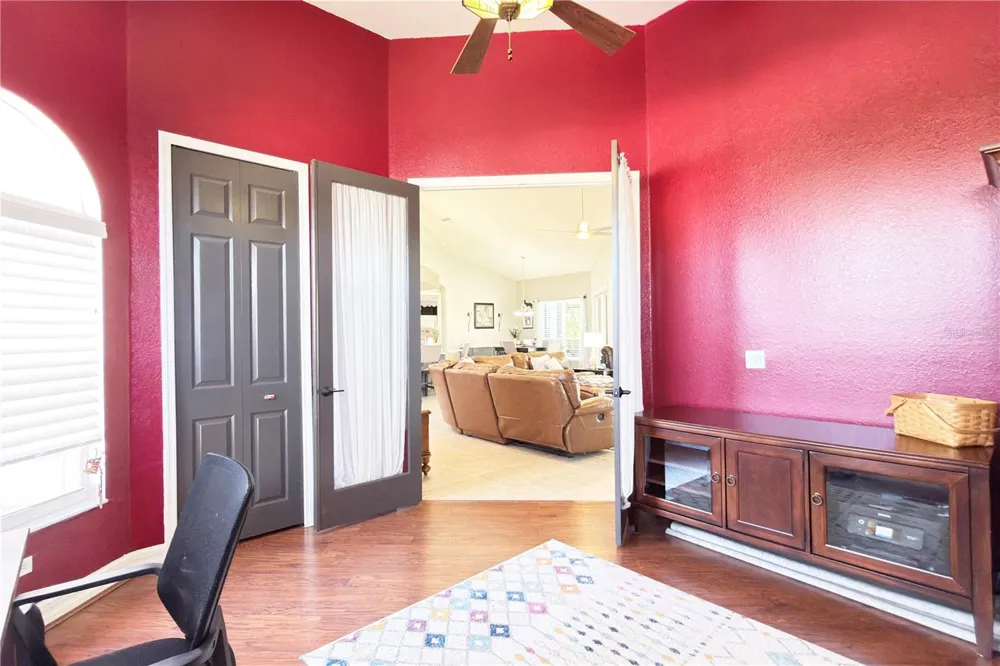 8723 S LAKE CIRCLE Fort Myers, FL 33908