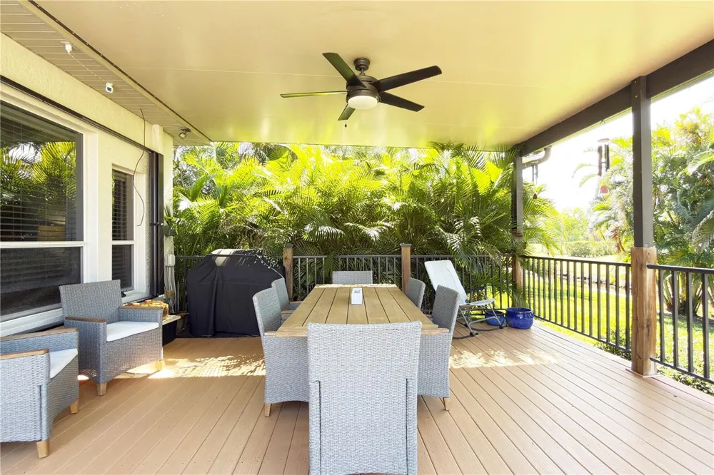 8723 S LAKE CIRCLE Fort Myers, FL 33908
