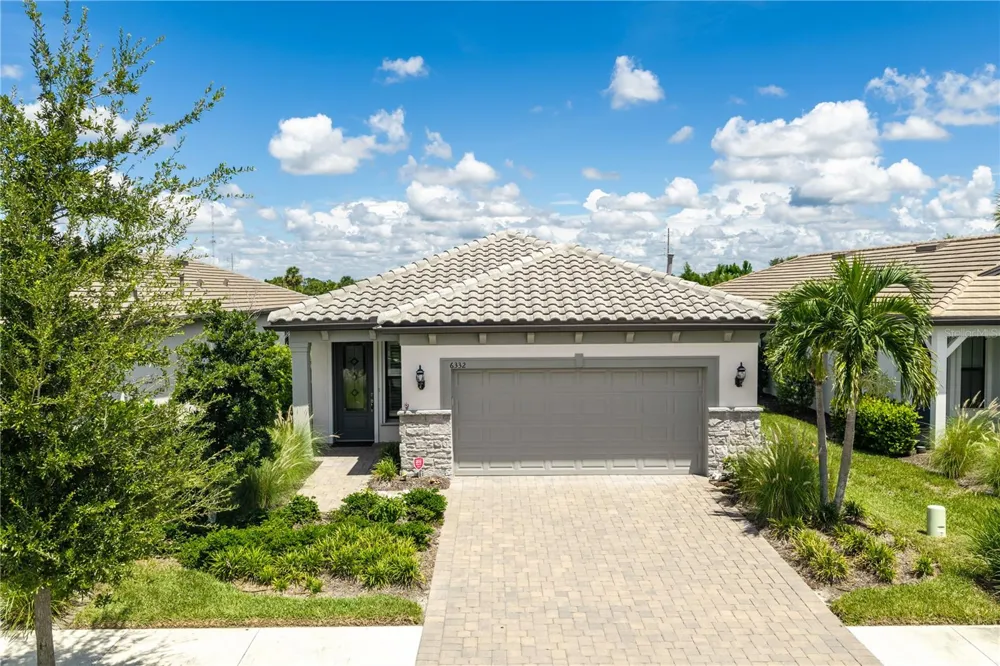 6332 WINDING PINE DRIVE Nokomis, FL 34275
