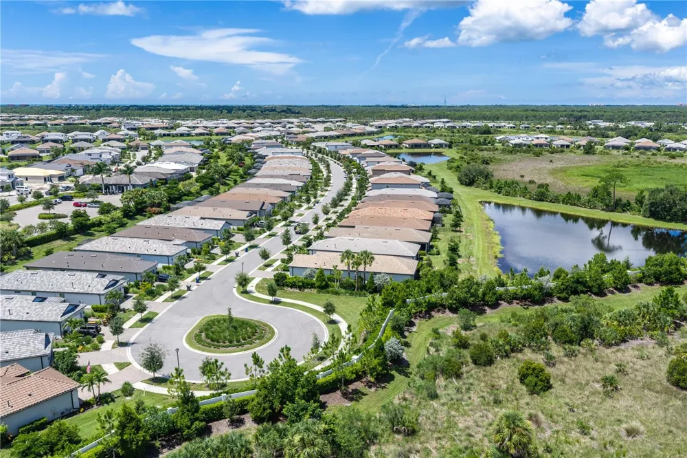 6332 WINDING PINE DRIVE Nokomis, FL 34275