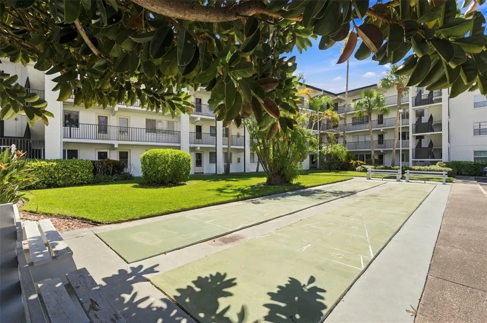 2525 W BAY DRIVE #A22 Belleair Bluffs, FL 33770
