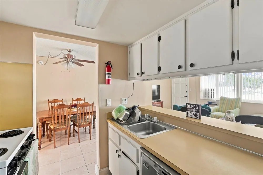 2525 W BAY DRIVE #A22 Belleair Bluffs, FL 33770