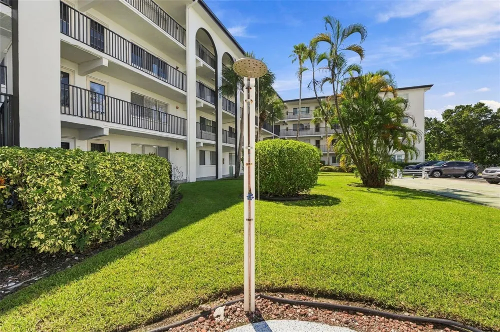 2525 W BAY DRIVE #A22 Belleair Bluffs, FL 33770