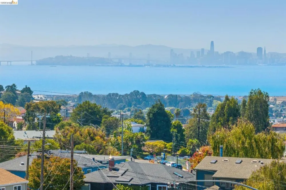 6334 Kensington Avenue Richmond, CA 94805