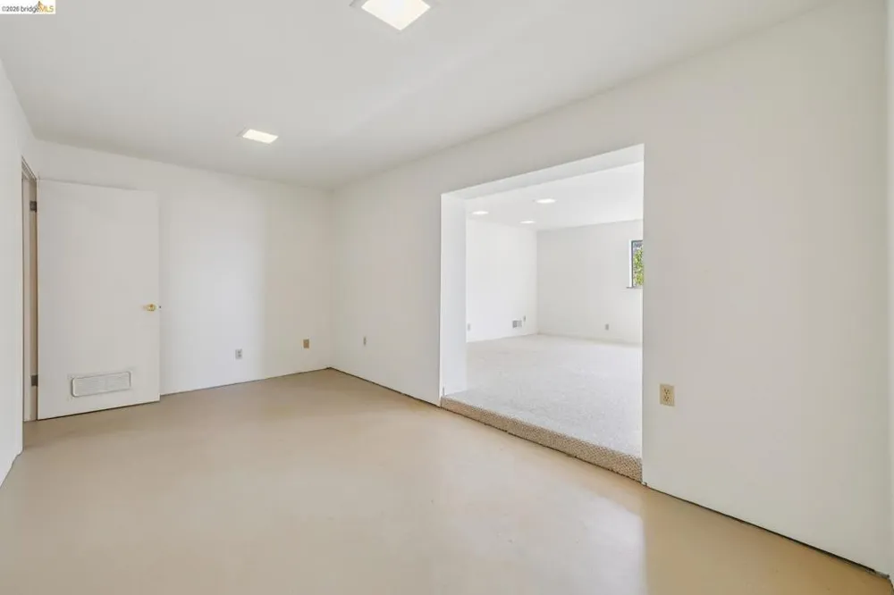6334 Kensington Avenue Richmond, CA 94805