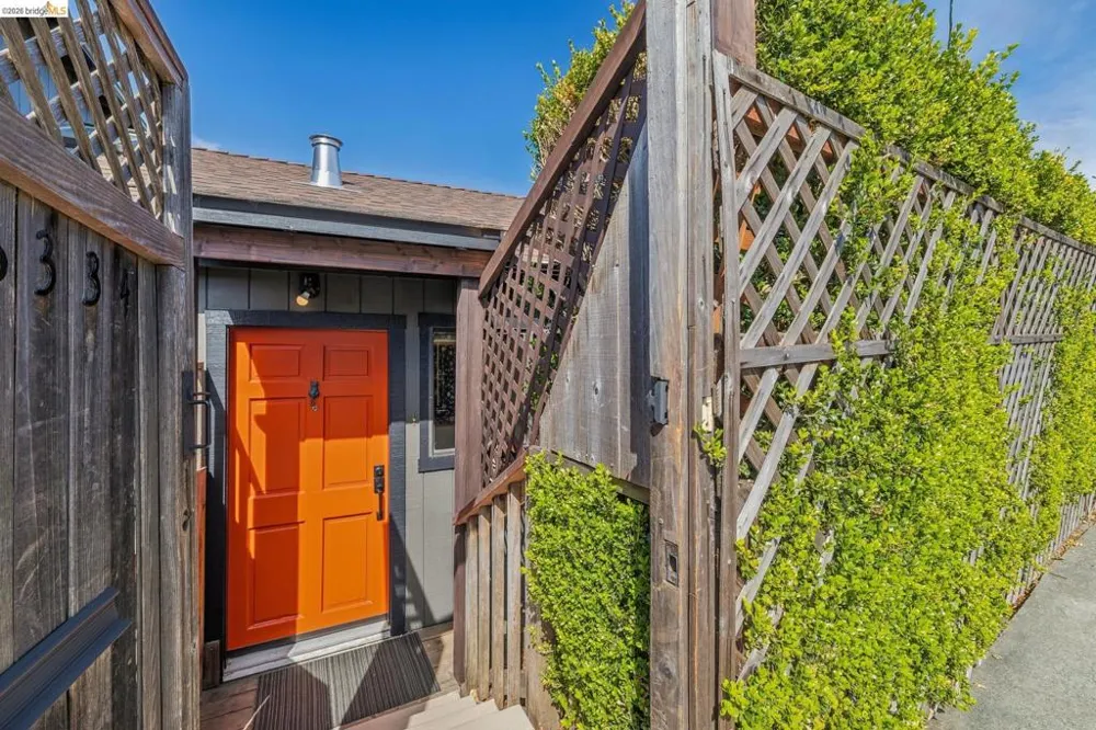 6334 Kensington Avenue Richmond, CA 94805