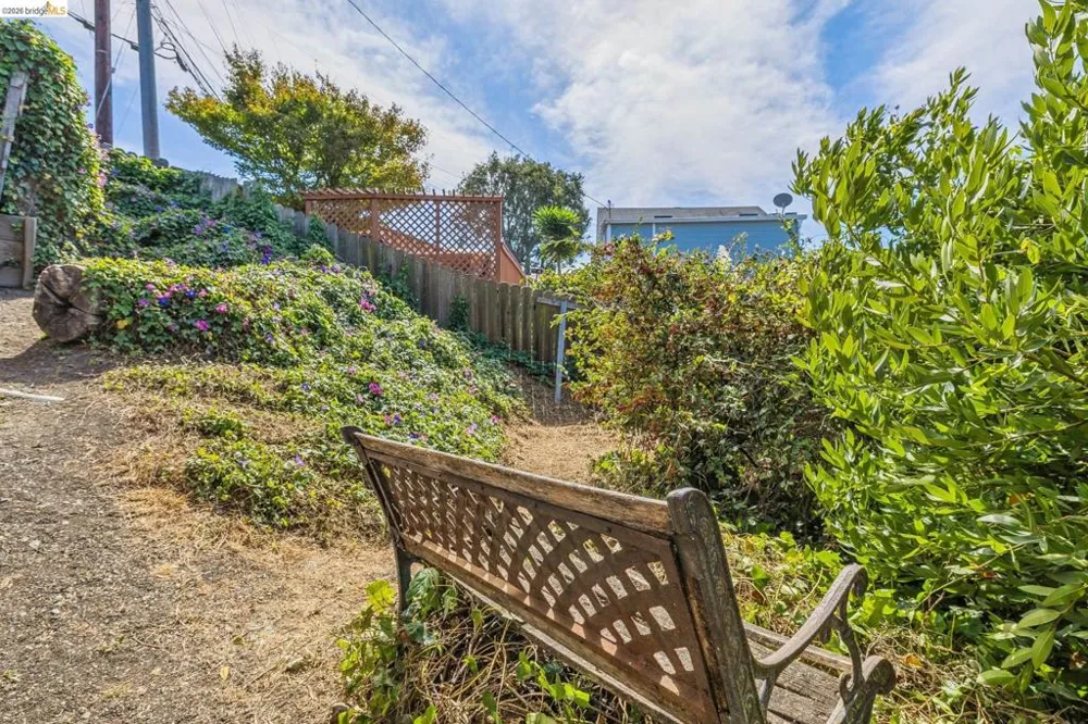 6334 Kensington Avenue Richmond, CA 94805