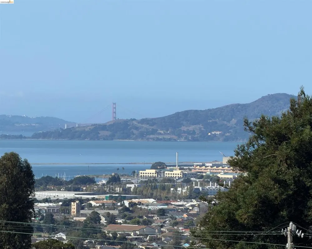 6334 Kensington Avenue Richmond, CA 94805