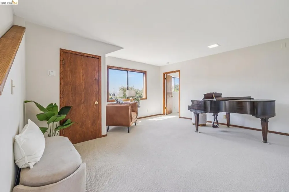 6334 Kensington Avenue Richmond, CA 94805