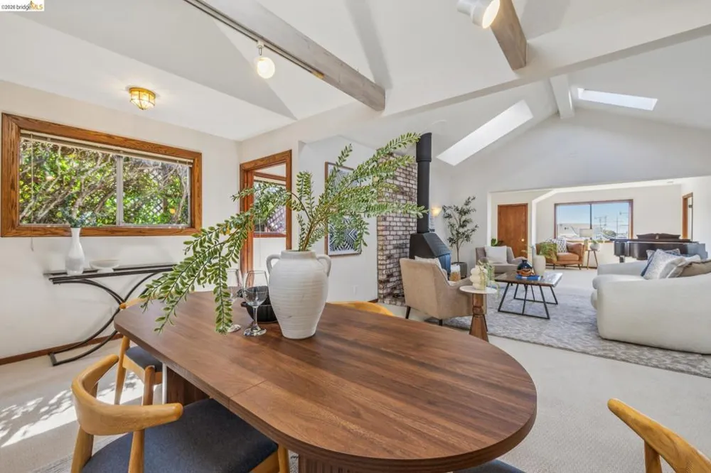 6334 Kensington Avenue Richmond, CA 94805