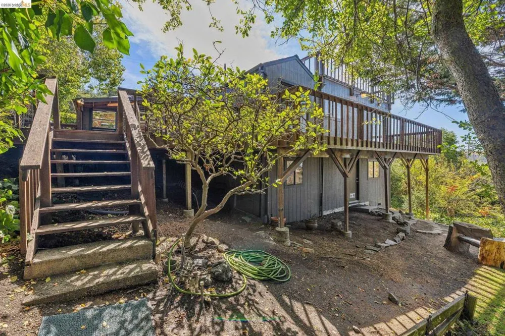 6334 Kensington Avenue Richmond, CA 94805