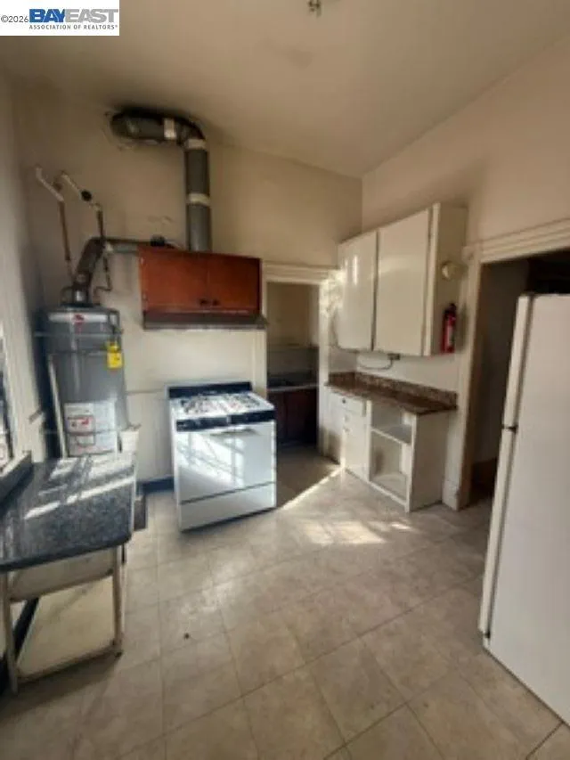 636 Alice St Oakland, CA 94607