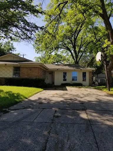 3261 Santiago Drive