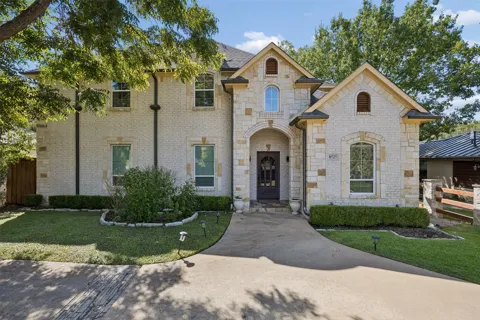 8525 Briarwood Lane