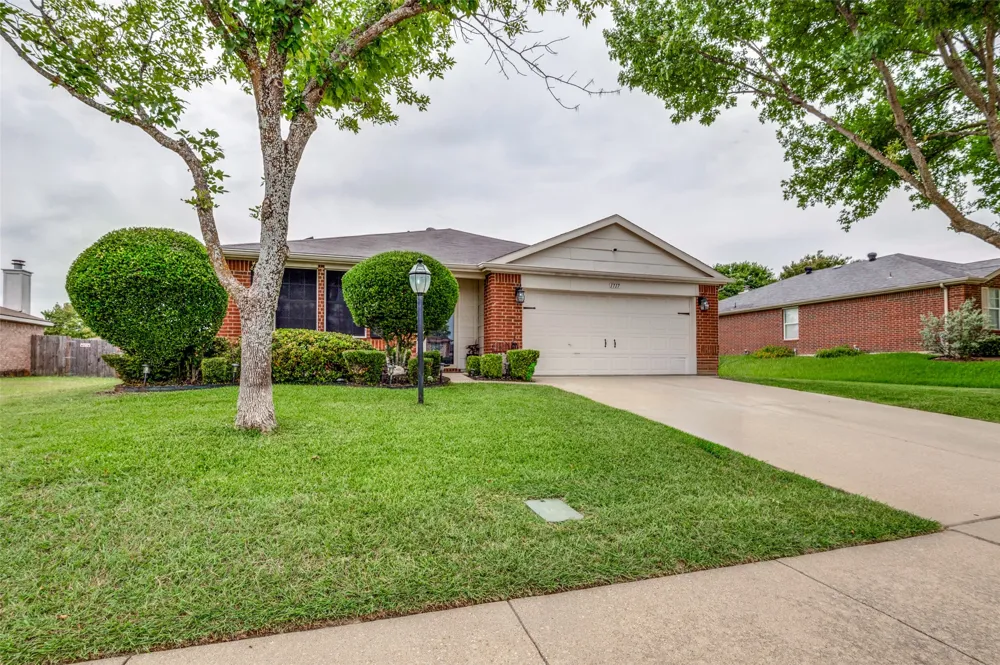 1717 Berkeley Drive Glenn Heights, TX 75154