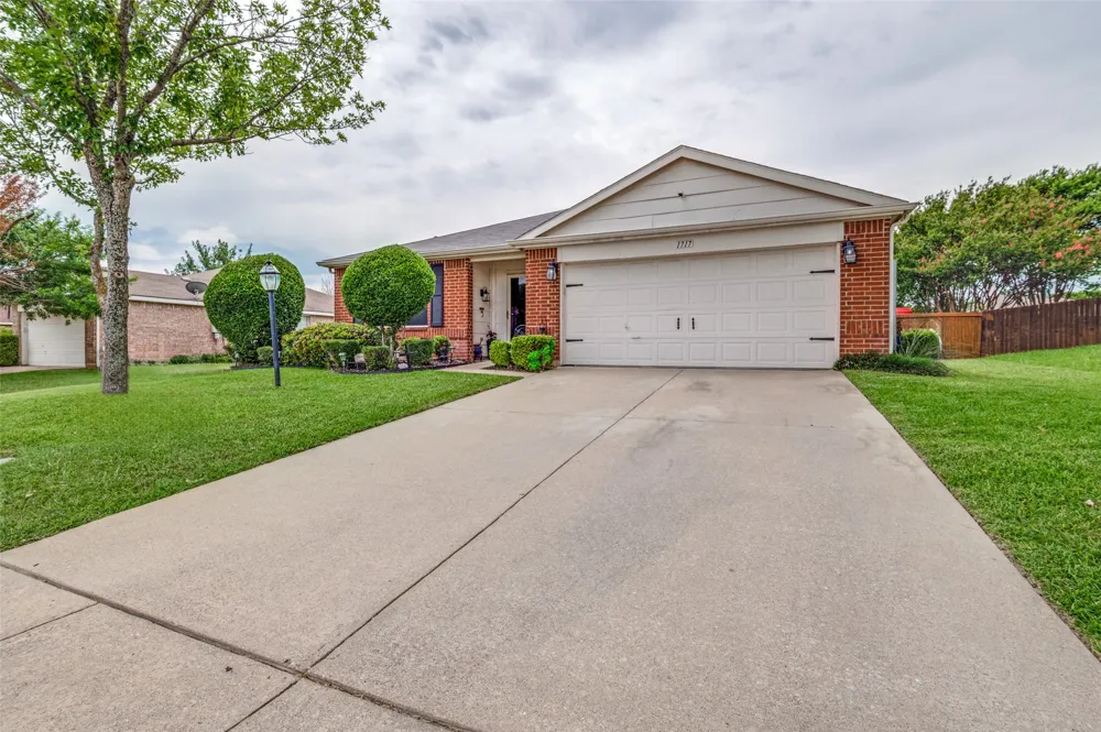 1717 Berkeley Drive Glenn Heights, TX 75154