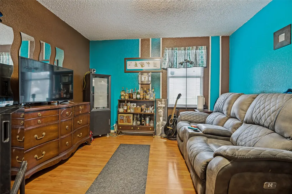1717 Berkeley Drive Glenn Heights, TX 75154