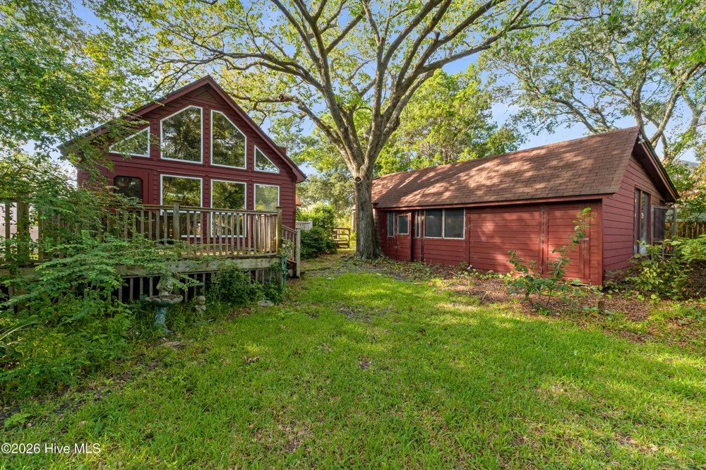 302 Moore Street Beaufort, NC 28516
