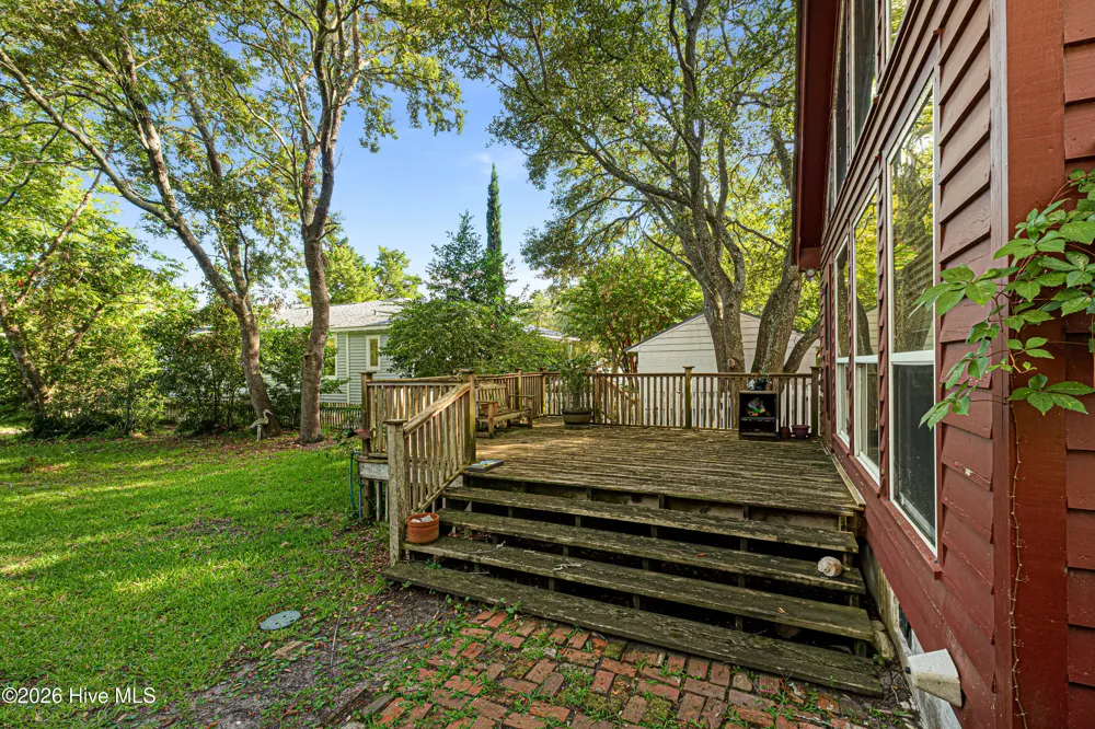 302 Moore Street Beaufort, NC 28516