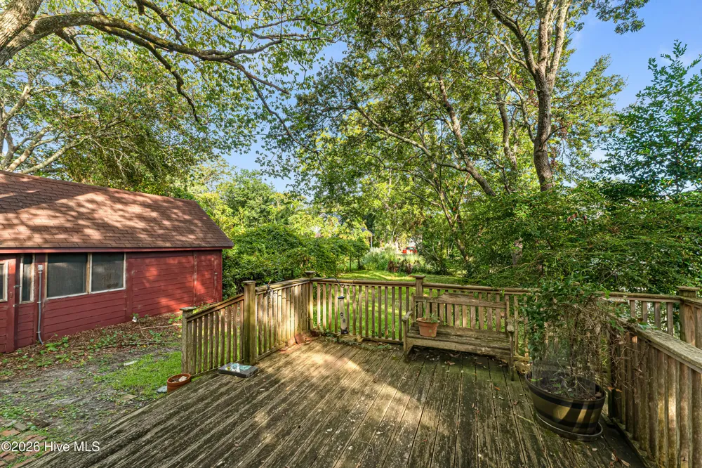 302 Moore Street Beaufort, NC 28516