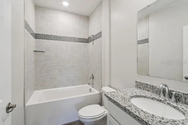19 BASSETT LANE Palm Coast, FL 32137