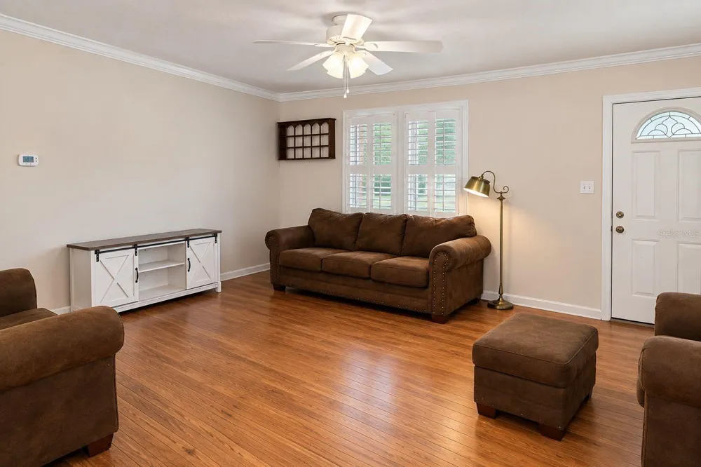 8231 SWAN LAKE ROAD Melrose, FL 32666